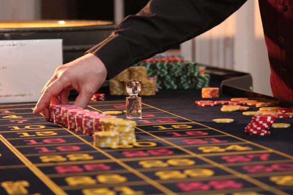 Guide to Gambling Online 